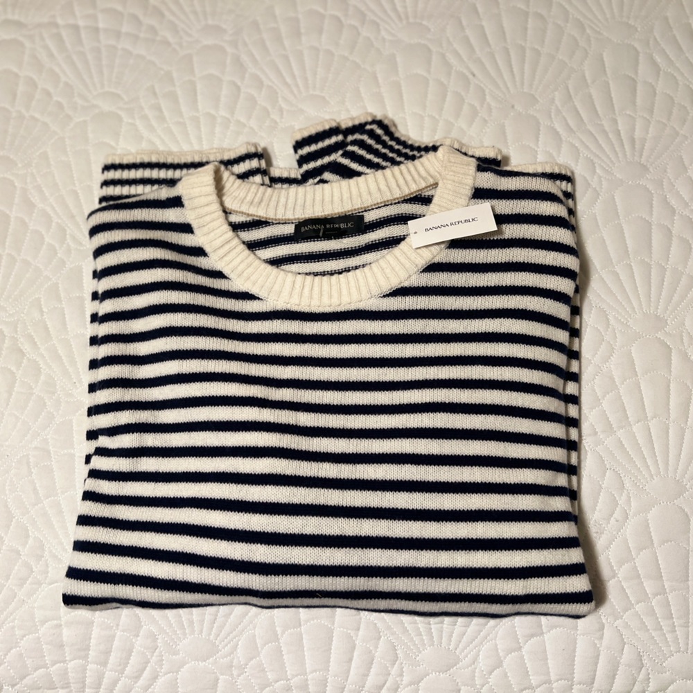 Banana Republic Sweater